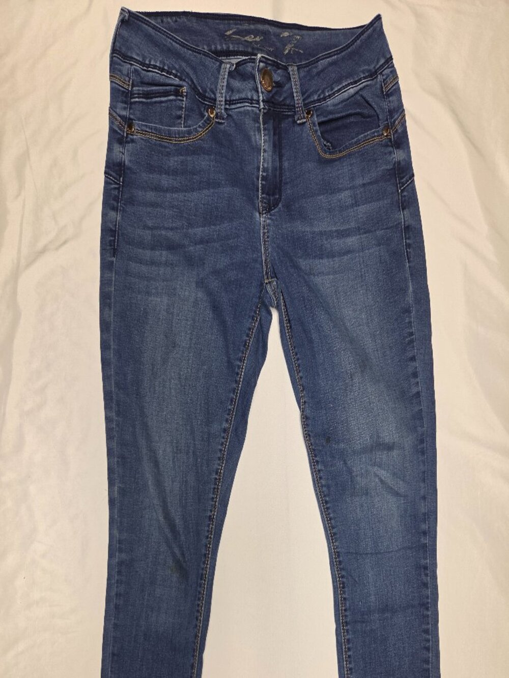 Seven7 High Rise Skinny Jeans Medium Wash Size 6